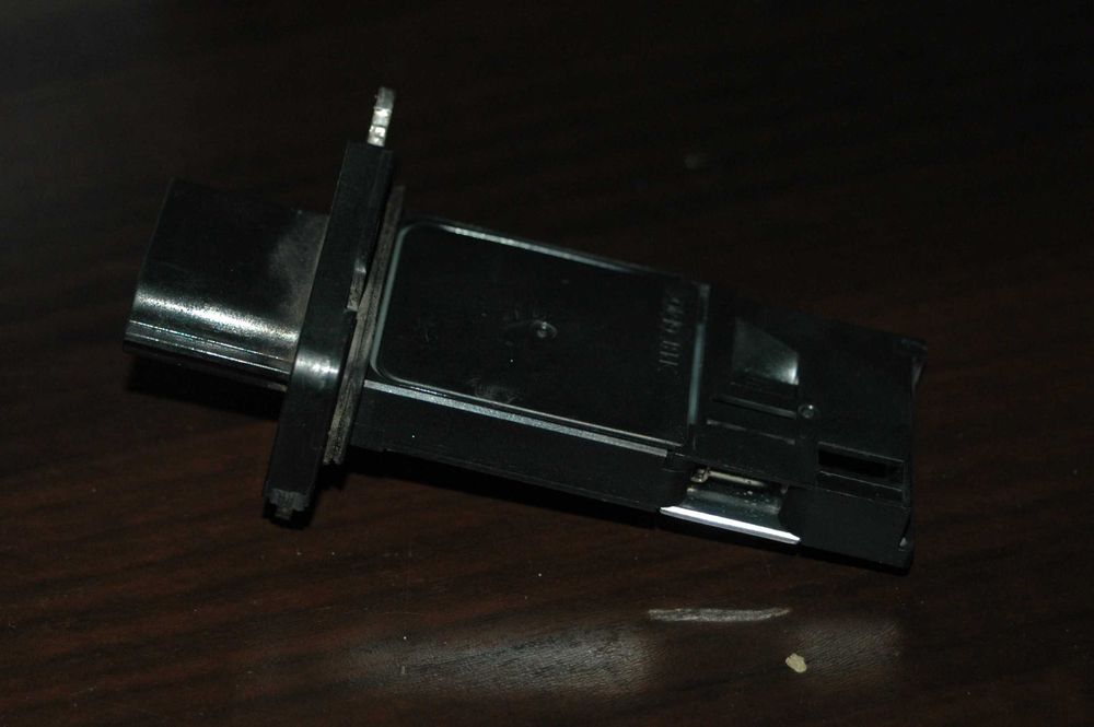 Senzor debit aer debitmetru NISSAN Navara(D40) Pathfinder (R51) 2.5 dC