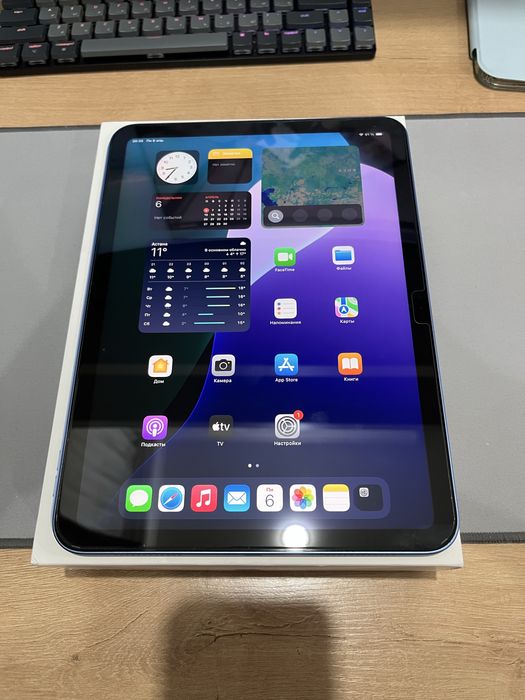 iPad 10 синий в идеальном состоянии