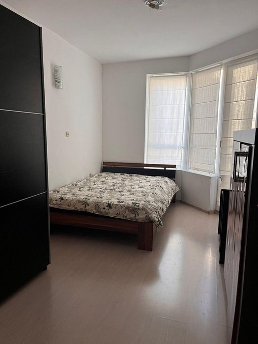 Дава се под наем Двустаен апартамент в Бургас, Изгрев - 53 кв.м за 357 € - Снимка #3