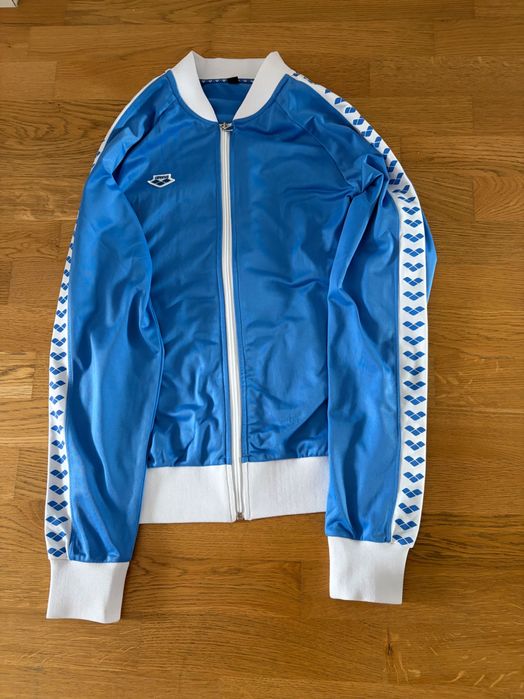 Arena Costum Sportiv