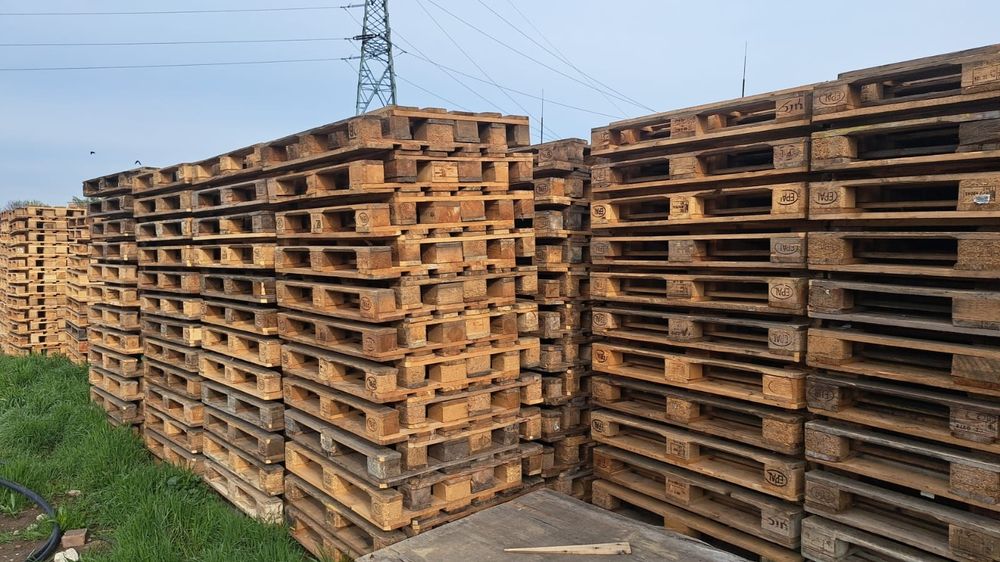 Vând paleti euro și NON euro