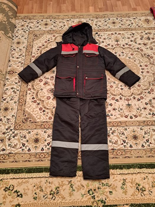 Продам спецодежду