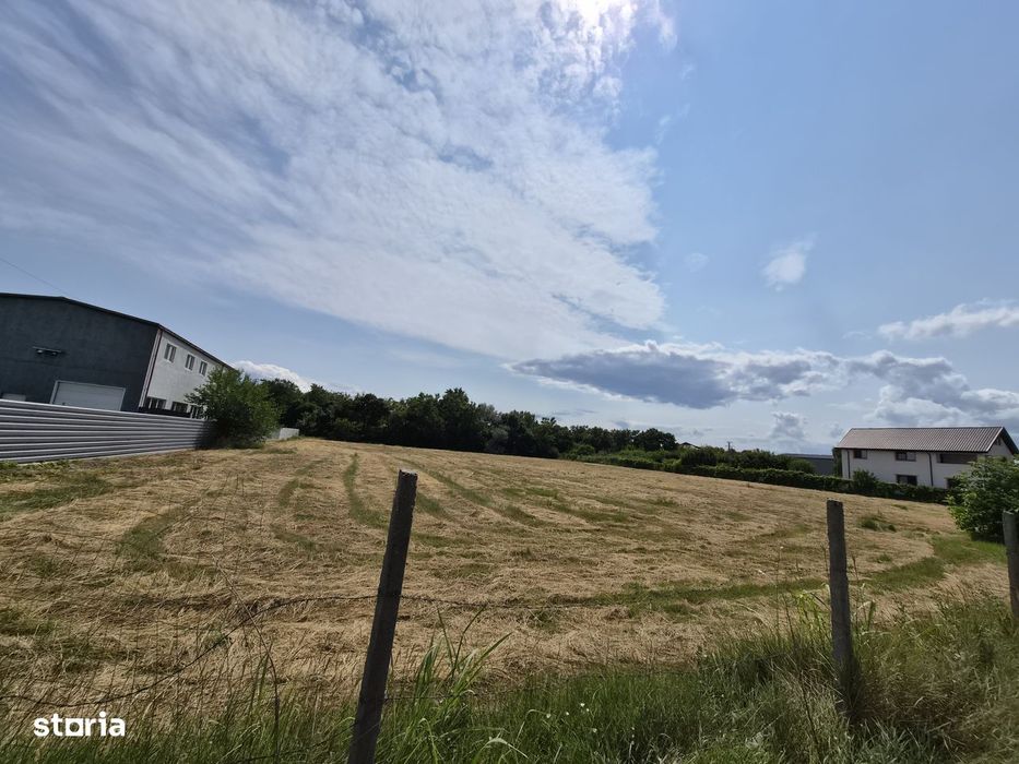 Teren de construit 3000mp, acces ușor, utilități, Focsani, Sud, E85