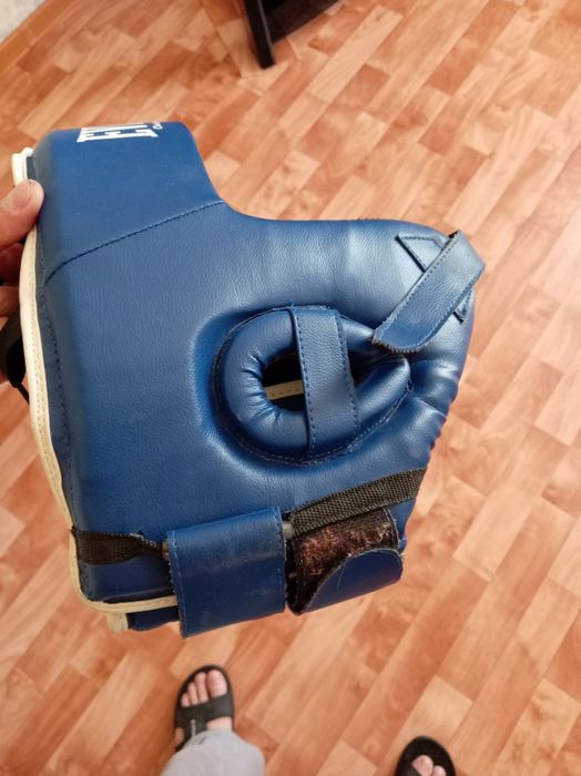 Продам , шлем защитный,