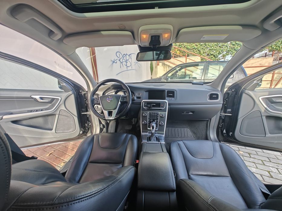 Volvo V60 Plug-in Hybrid 2.4