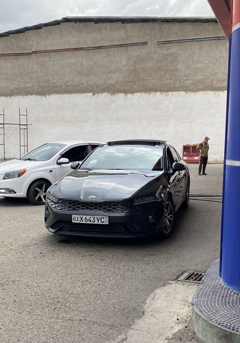 Сотилади Киа К5.