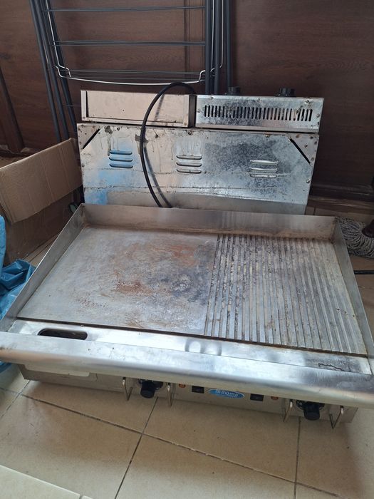 Gratar electric profesional