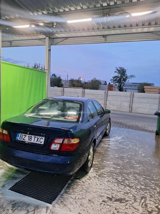 Vand Nissan almera