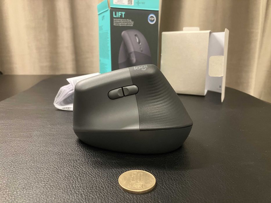 Logitech Lift - Vertical Ergonomic Mouse