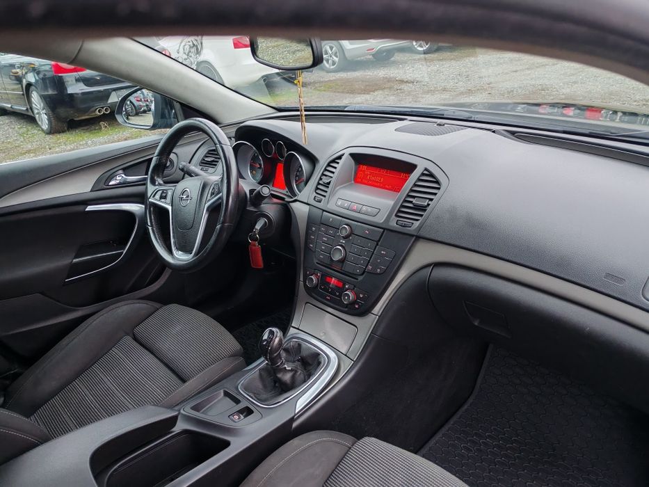 Opel Insignia 2.0 diesel 2012 cash sau rate