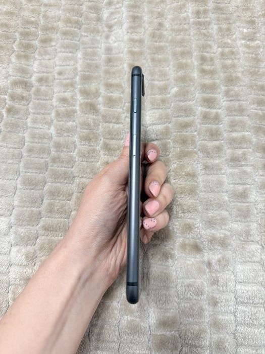 iPhone 8 Plus, stare foarte buna + husa