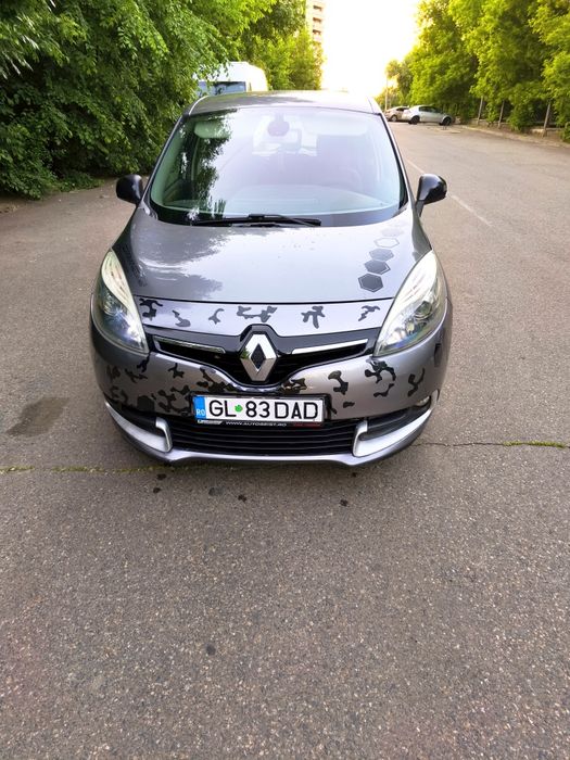 RENAULT Scenic 2012