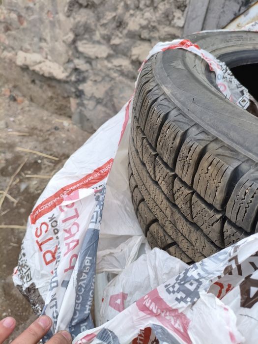 Продам шины липучка