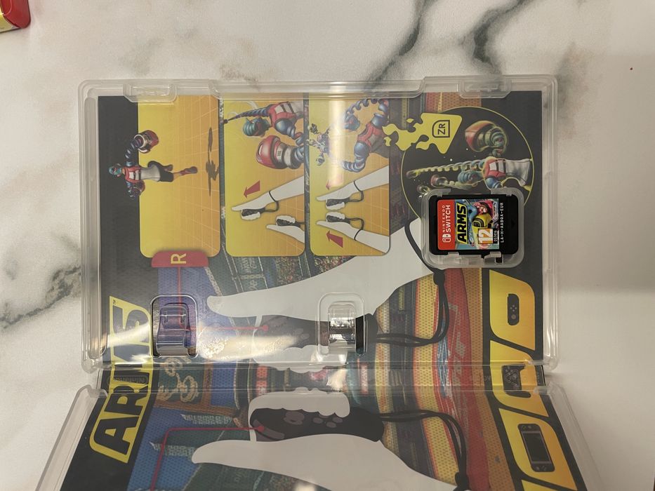 Продавам Arms за Nintendo Switch/ Switch 2