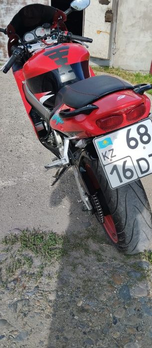 Продам мот кавасаки зх9р