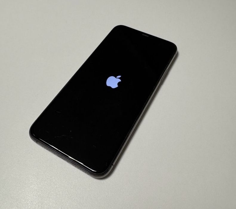 Vand Sau schimb Iphone 11 Pro Max!!