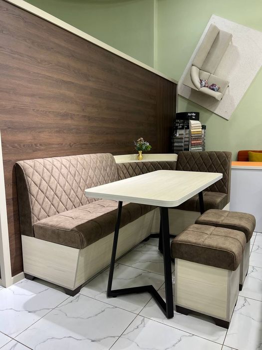 Кухонный уголок со столом Лофт