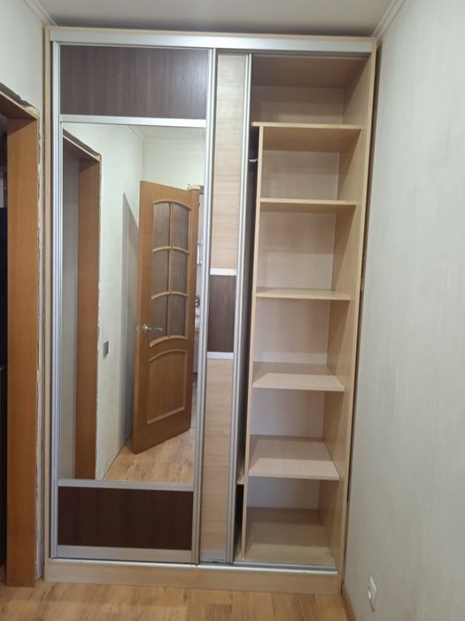 Продам шкаф купе