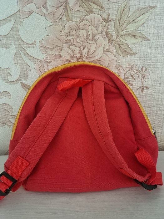 Продам детский рюкзак
