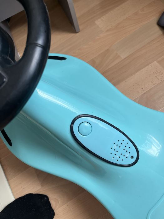 Машина толокар новая