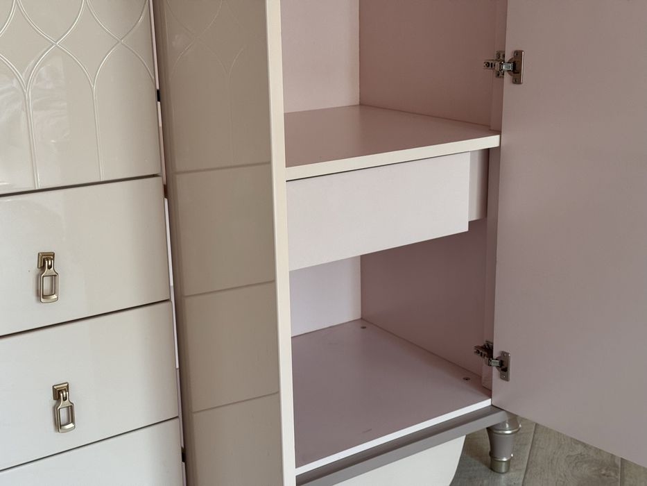 Продам шкаф купе