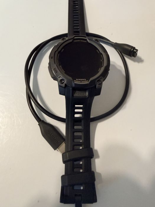 Ceas smart garmin instict 3