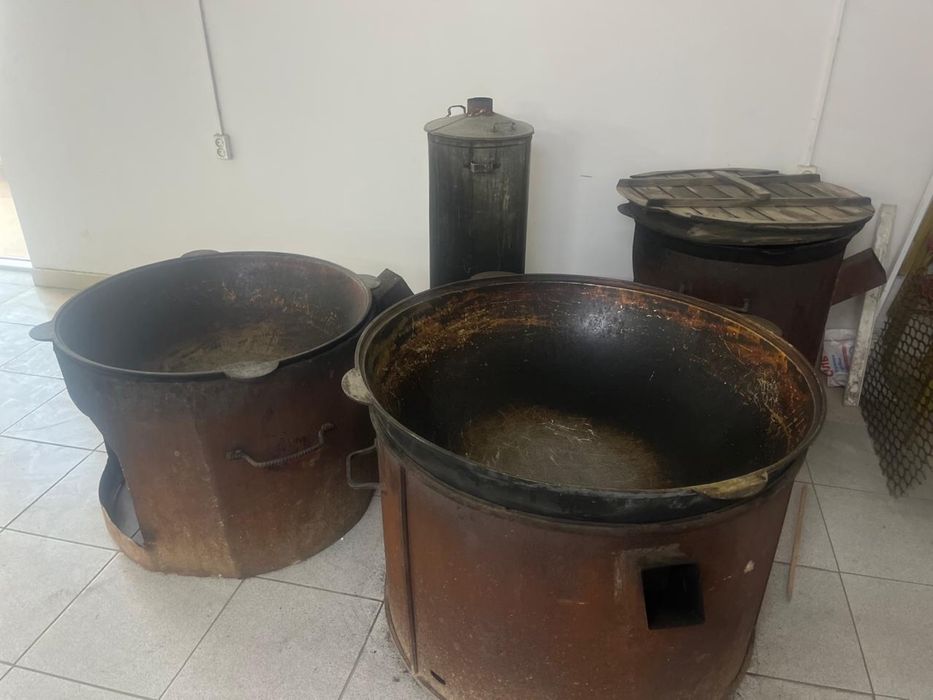 Посуда все есть казан ошак стол стуля