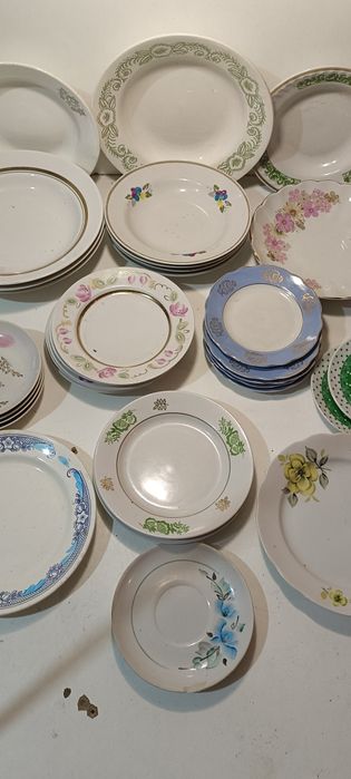Продам тарелки разного размера