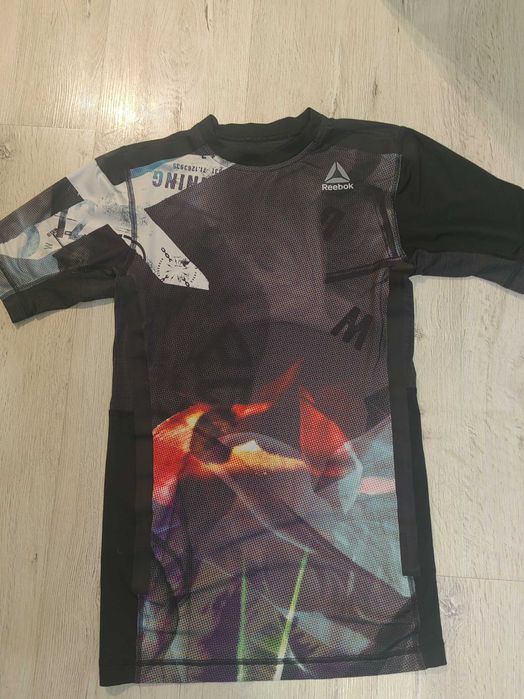 Тениска Reebok.....
