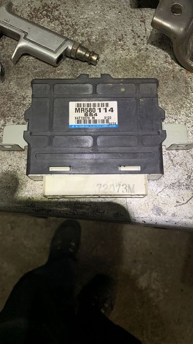 Piese Mitsubishi pajero mk3