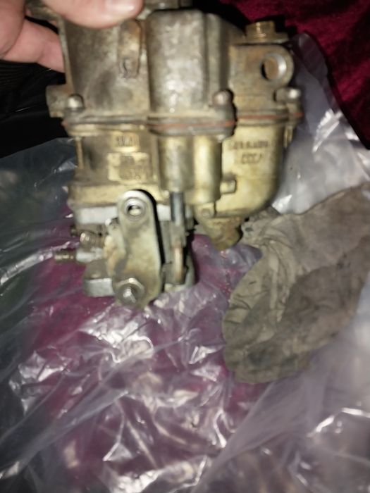 Продаю карбюратор Зил