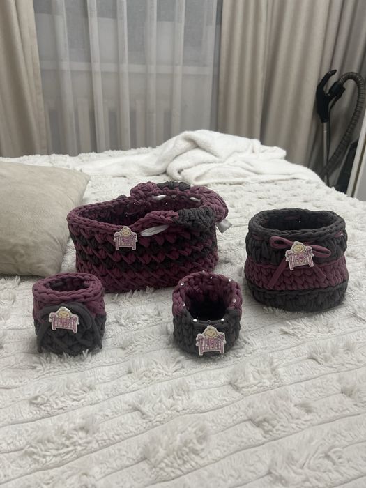 Набор вязаных корзинок