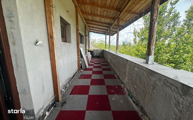 Casă de vânzare – Strada Păstorului