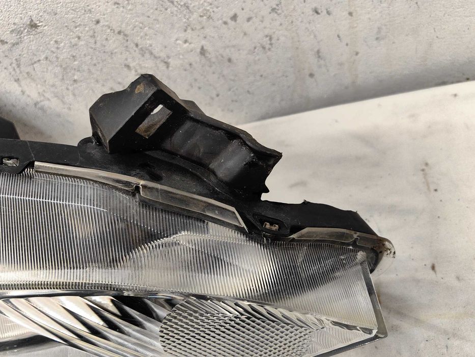 Оригинален фар Ляв Десен  Нисан Nissan Nv200