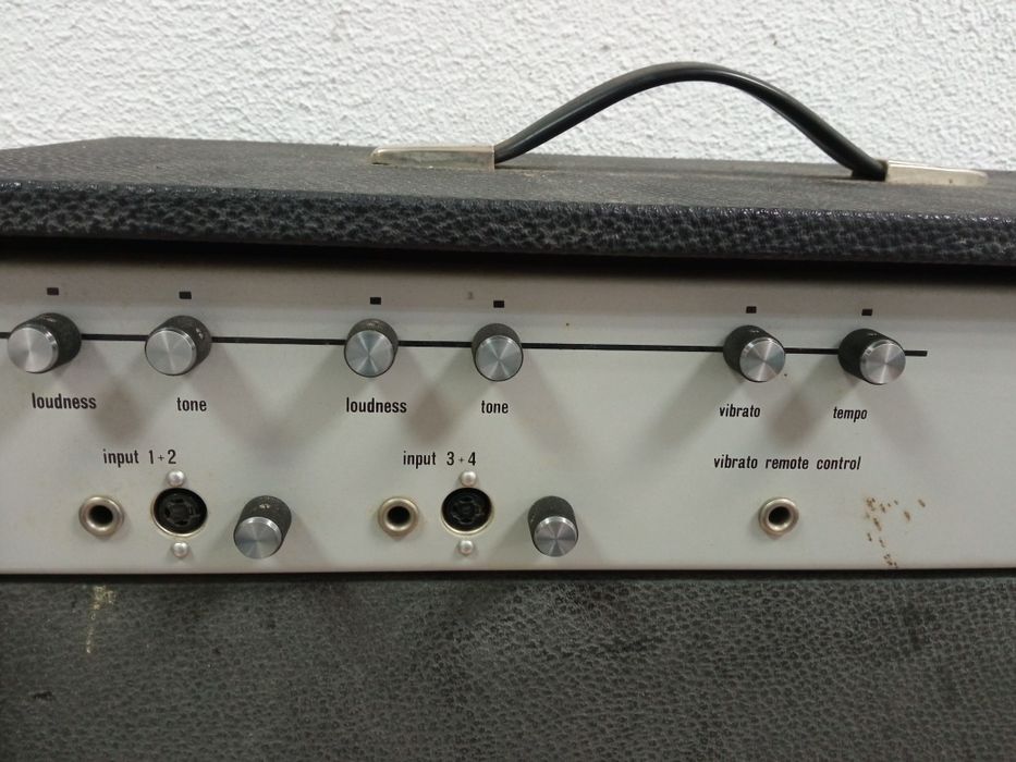 DIXILAND-Китарно кубе лампово.