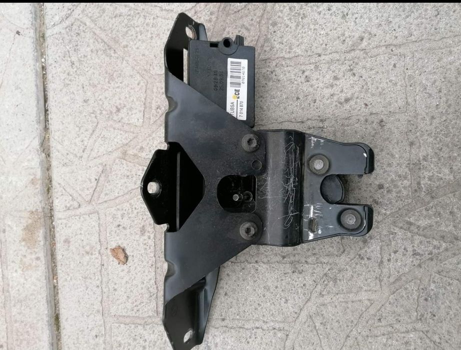 Брава за багажна врата бмв е61