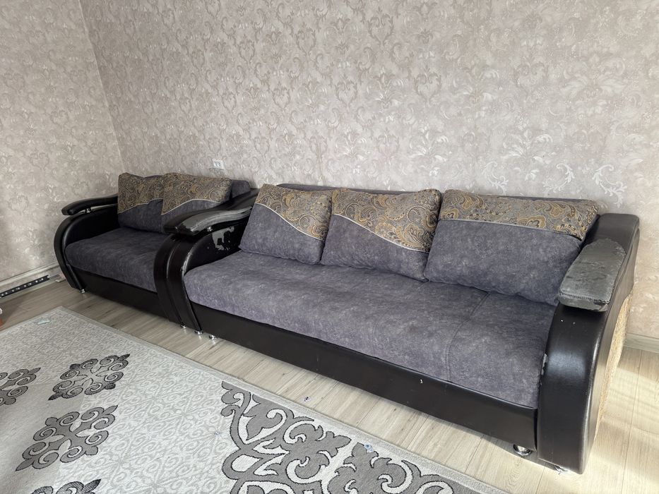 Продам комплект диван