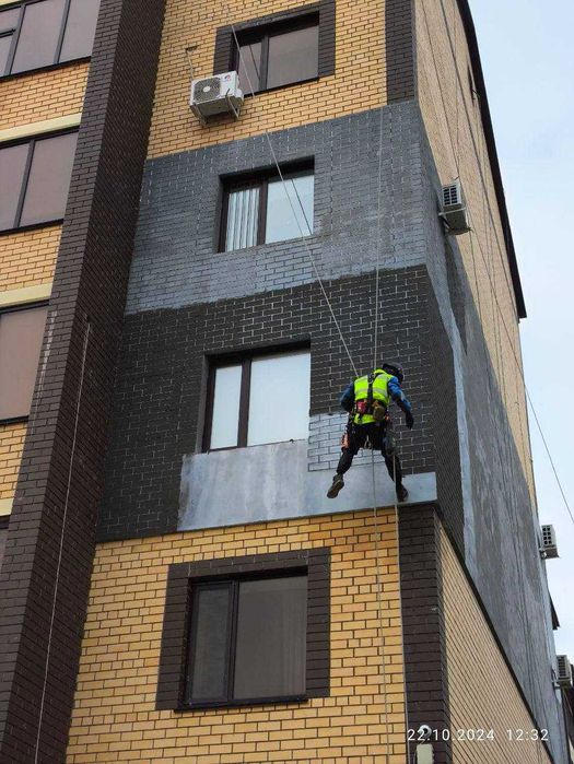 Промышленный альпинист Утепление квартир и стен Высотный работа