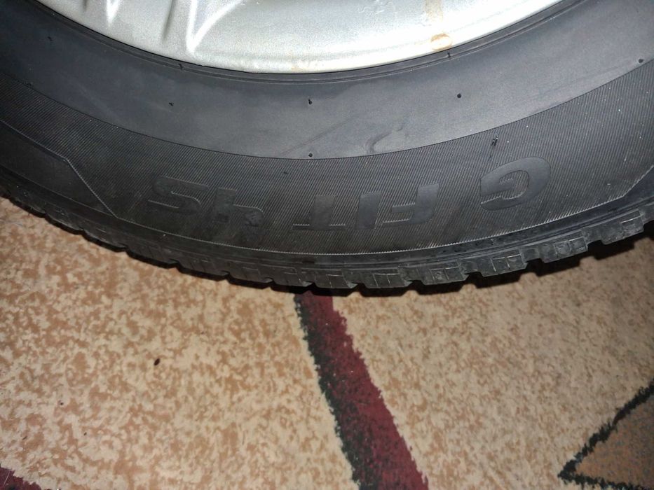 Cauciucuri de iarna aproape noi  genti aluminiu pt AUDI Q5  235/65/17