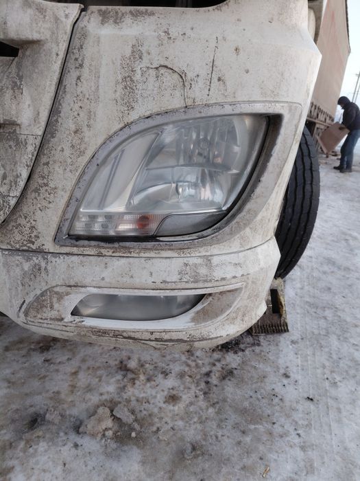 Фара Daf xf 106 euro6