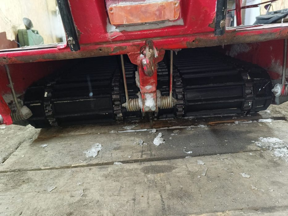 Снегоход буран. С новым двигателем лончин 20.