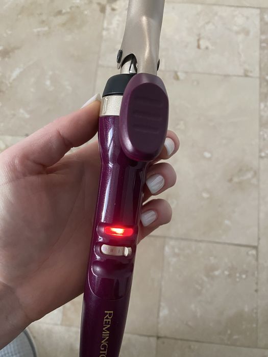 Vand ondulator cu perie Remington