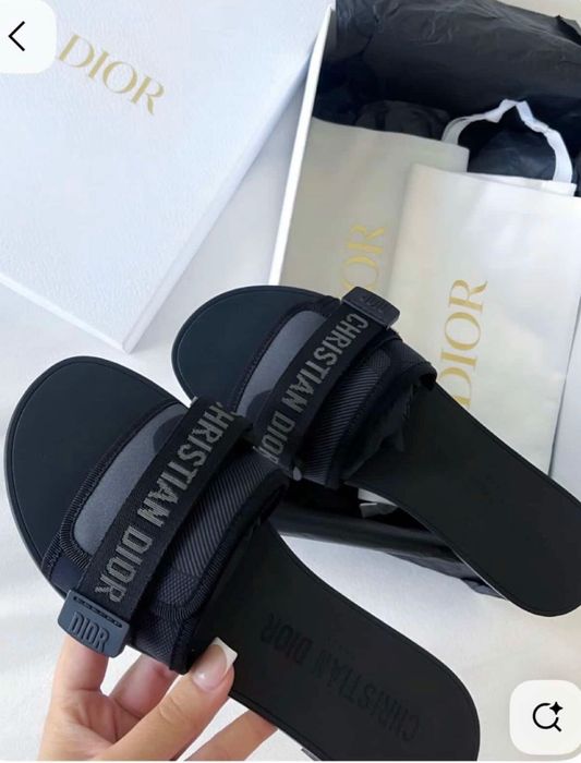 Дамски чехли Dior