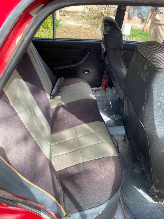 Jiguli Vaz 2106sotiladi