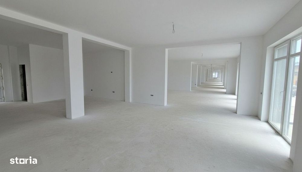 Spatiu Comercial cu Vitrine, Open Space, 54 mp - Doamna Stanca Sibiu