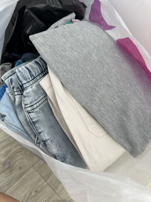 Отдам пакет вещей детских за 5000