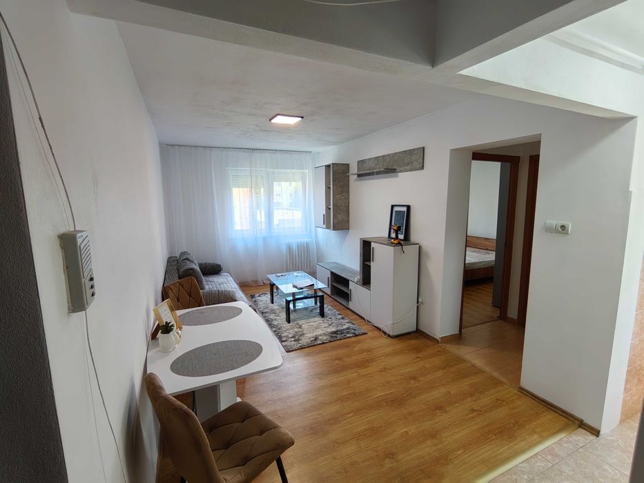 Apartament de inchiriat