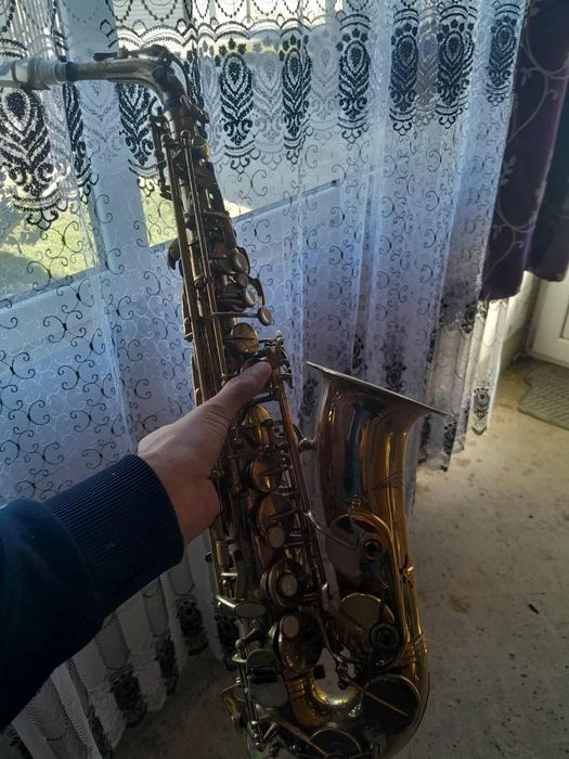 Vând Saxofon BOSTON BY AS 500