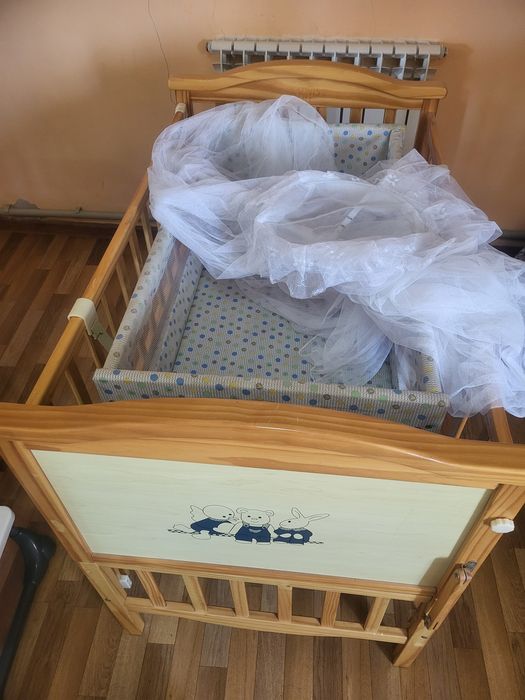 Манеж детский продам