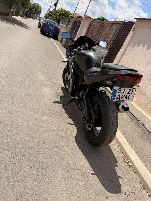 Yamaha R6 de vanzare